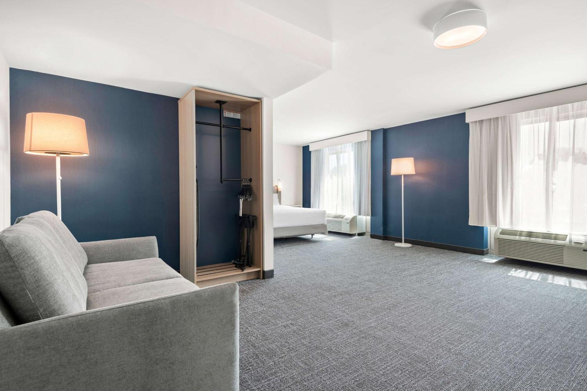 Spark By Hilton Exton Exterior foto